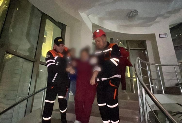 FHN: Respublika Perinatal Mərkəzində baş verən yanğın qısa müddətdə söndürülüb<font color=red> - FOTOLAR</font>