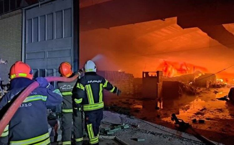 İranda zavodda baş verən yanğın nəticəsində ölənlərin sayı 53 nəfərə çatıb