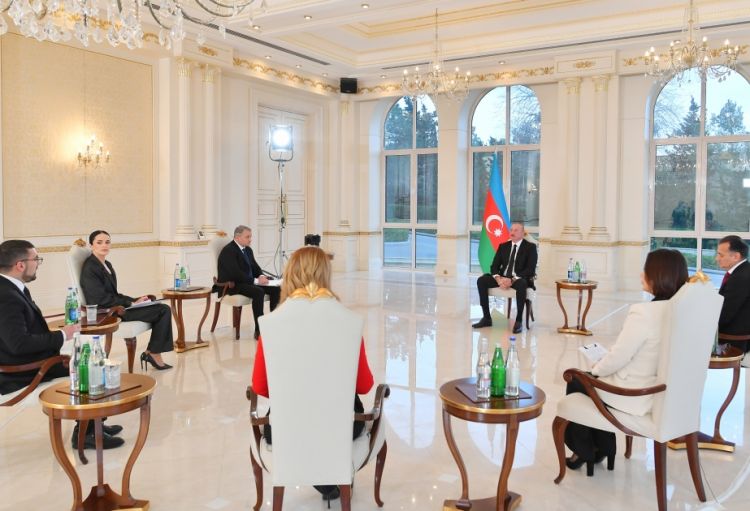 Azərbaycan Prezidenti İlham Əliyev yerli televiziya kanallarına müsahibə verib<font color='red'> - YENİLƏNİB</font>