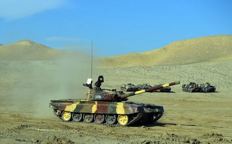 MN: "Zirehli texnikalardan və atıcı silahlardan atəş hazırlığı üzrə tapşırıqlar yerinə yetirilib"<font color=red> - FOTOLAR</font>