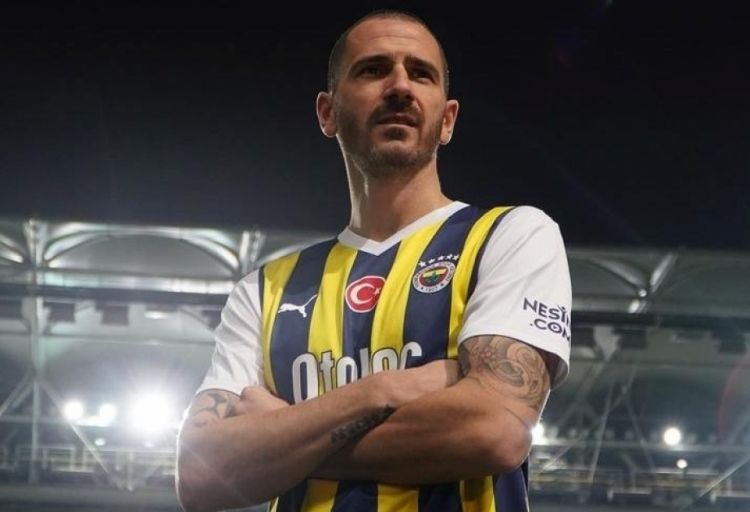 İtaliya millisinin məşhur futbolçusu “Fənərbağça” ilə müqavilə imzalayıb