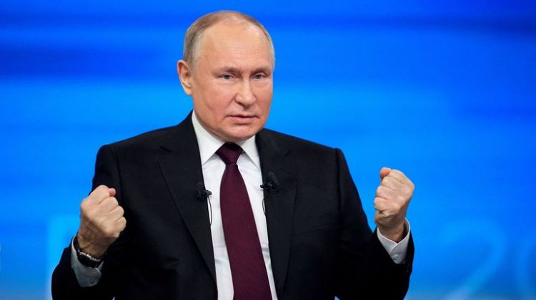 Putin prezident seçkilərində namizəd kimi qeydə alınıb
