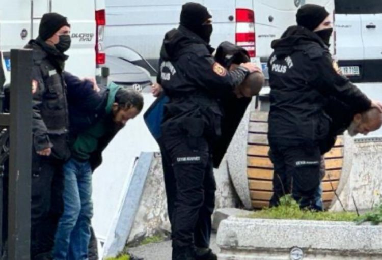 İstanbuldakı kilsədə baş verən silahlı insidentlə bağlı 34 nəfər məhkəməyə çıxarılıb