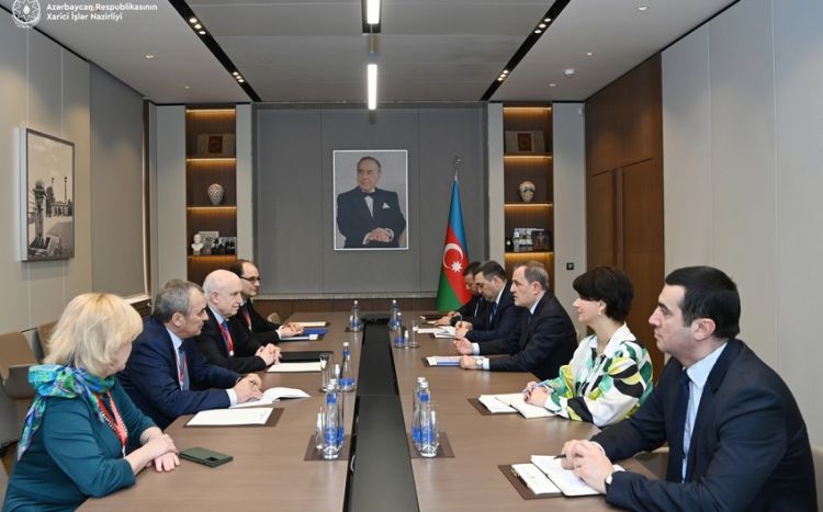 Ceyhun Bayramov MDB-nin Baş katibi ilə prezident seçkilərinə hazırlıq məsələlərini müzakirə edib