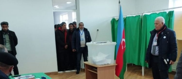 Tarixi gün - Xocalıda səsvermə başlayıb