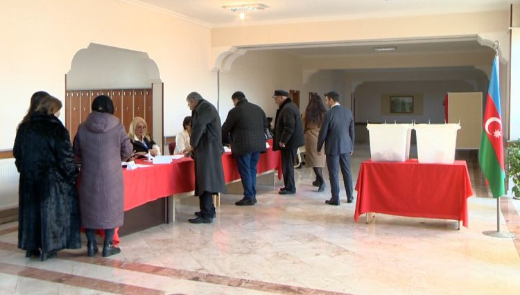 Naxçıvan Muxtar Respublikası üzrə saat 12:00-a olan məlumata görə  seçici fəallığı 37.80 faizdir