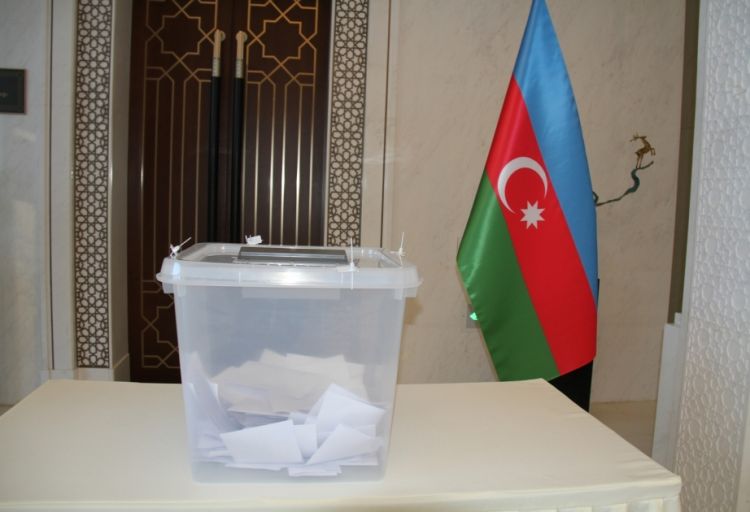 Çində seçici fəallığı ilə müşayiət olunan səsvermə başa çatıb