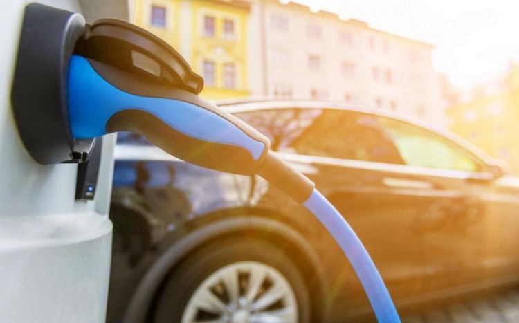 Azərbaycan elektromobillər üçün "Yaşıl Kart"ın qiymətlərini müəyyənləşdirib
