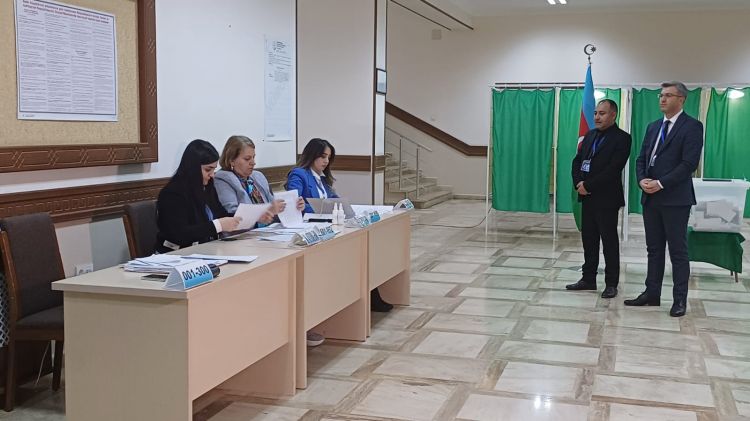 Naxçıvanda növbədənkənar prezident seçkiləri başa çatıb