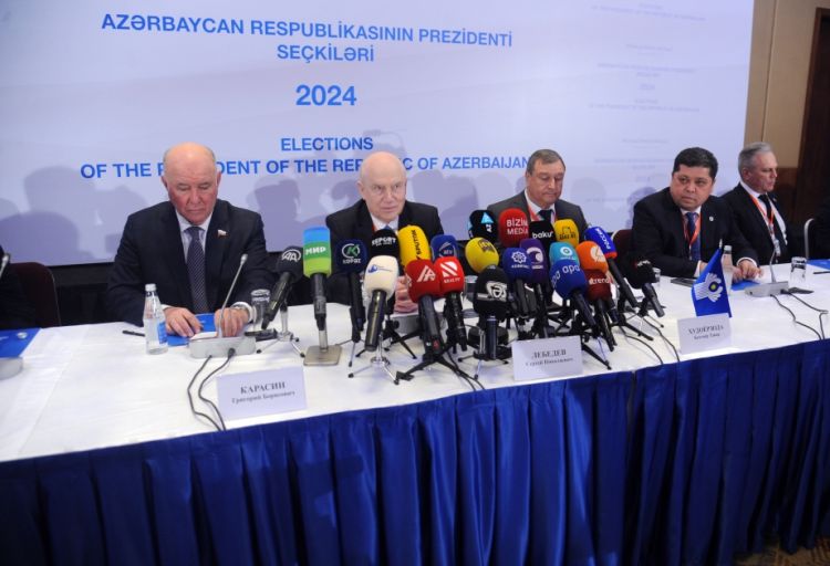 Sergey Lebedev: Seçki prosesi Azərbaycan qanunvericiliyinin tələblərinə tam uyğun şəkildə aparılıb