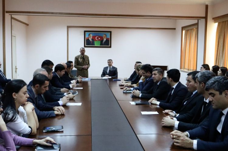 Maliyyə Nazirliyində seminar-müşavirə keçirilib<font color=red> - FOTOLAR</font>