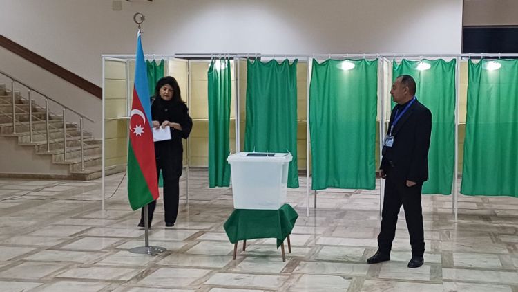 MSK bir neçə məntəqədə seçkilərin nəticələrini ləğv edib, məntəqə seçki komissiyaları buraxılıb