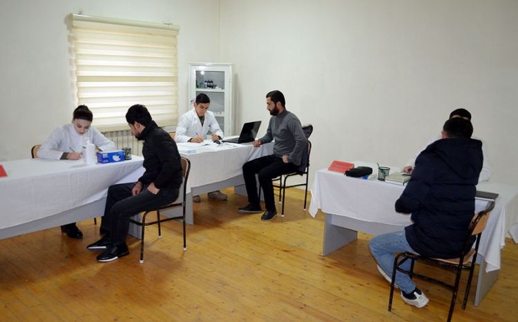 Hərbi vəzifəlilərin növbəti təlim toplanışı başlayıb<font color=red> - FOTOLAR</font>