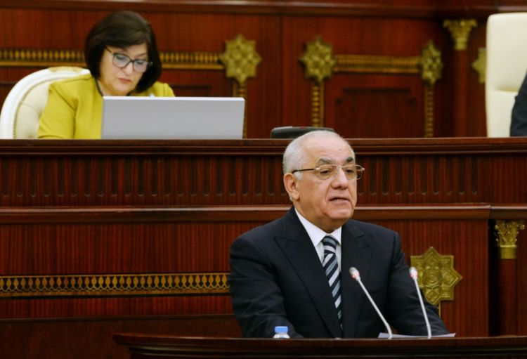 Əli Əsədov: Azərbaycan vətəndaşının rifahının yaxşılaşdırılması hökumət qarşısında ən önəmli vəzifə olaraq duracaq