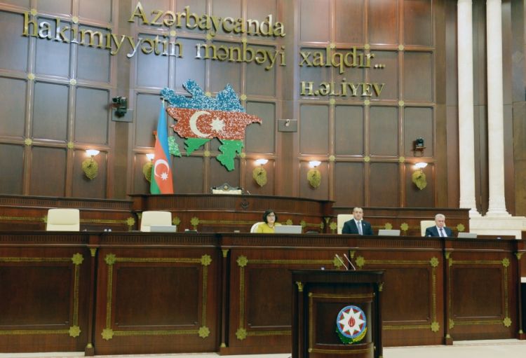Borclunun əmlakı üzərinə həbs qoyulması ilə bağlı Mülki Prosessual Məcəlləyə əlavələr edilir