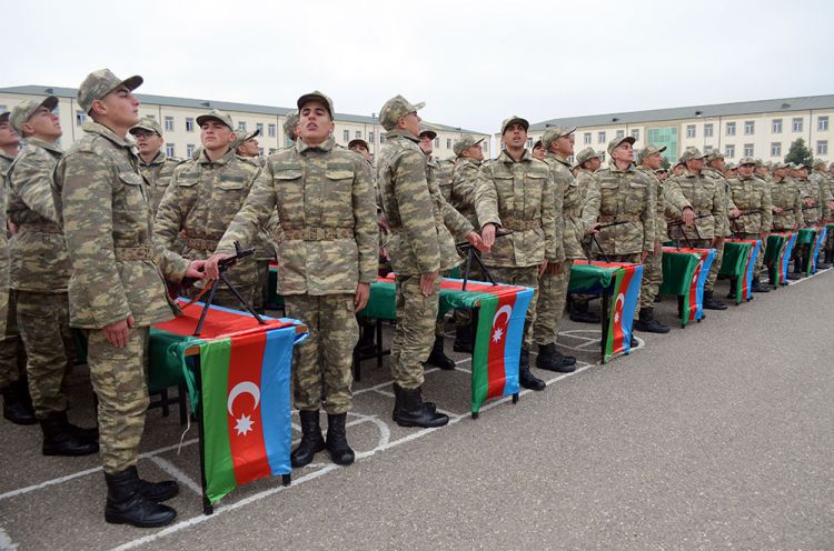 MN: Sabah gənc əsgərlərin andiçmə mərasimləri qapalı şəraitdə keçiriləcək