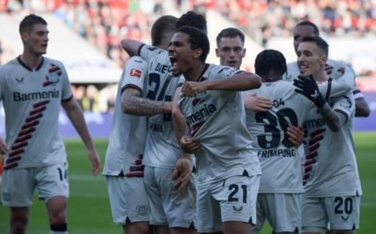 "Bayer 04" "Bavariya"nın rekordunu təkrarlayıb