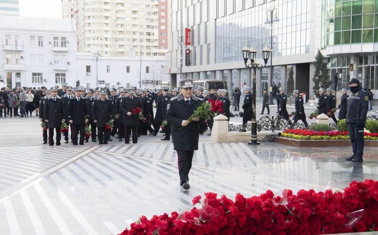 DTX-nin əməkdaşları Xocalı abidəsini ziyarət ediblər<font color=red> - FOTOLAR</font>