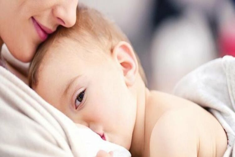 MM Komitə sədri: Ana südü ilə qidalanan uşaqların sayı azalır, çox təhlükəli tendensiyadır