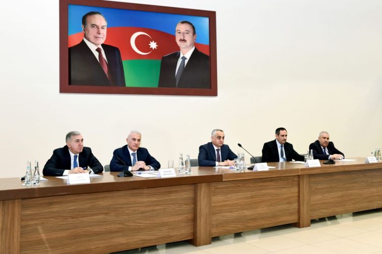 Naxçıvanda “Dövlət satınalmaları haqqında” yeni Qanunun tətbiqi ilə bağlı görüş keçirilib<font color=red> - FOTOLAR</font>