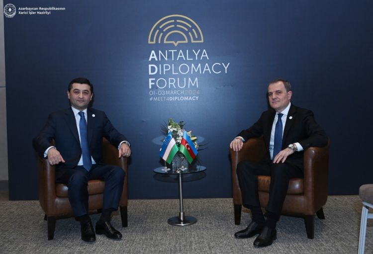 Azərbaycanın və Özbəkistanın XİN rəhbərləri postmünaqişə dövründə regional vəziyyəti müzakirə ediblər