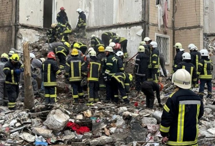 Odessada yaşayış binasına dron hücumu nəticəsində ölənlərin sayı 10 nəfərə çatıb