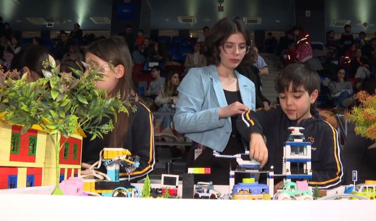 “Robotex Azərbaycan Avrasiya Çempionatı” başa çatıb<font color=red> - VİDEO</font>