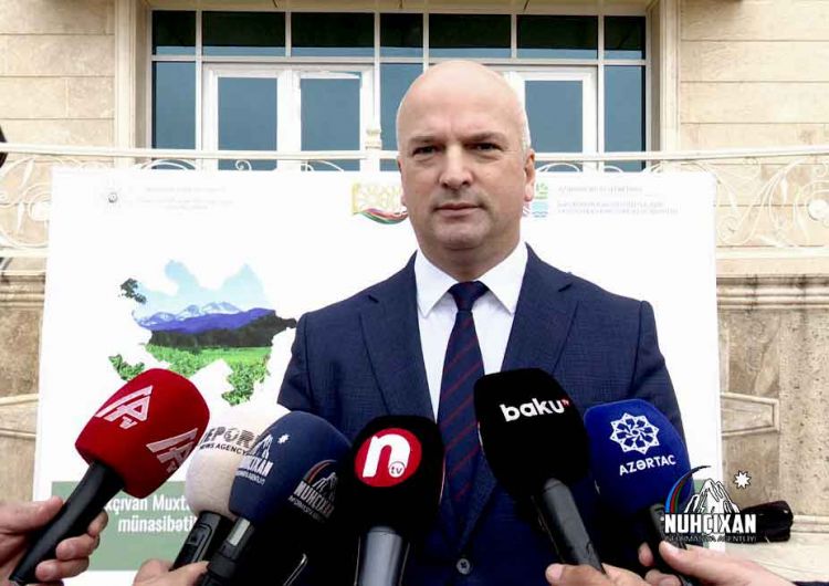Nazir müavini “Naxçıvan” Universitetinin bağlanmasına münasibət bildirib