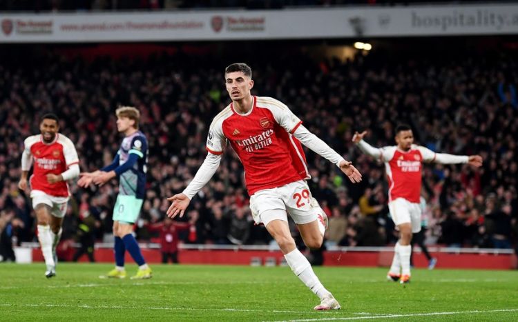 İngiltərə Premyer Liqası: “Arsenal” qələbə qazanaraq zirvəyə yüksəlib