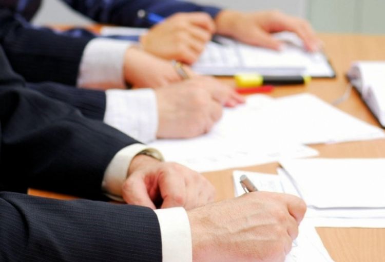 Dövlət qulluğu üzrə test imtahanları təşkil olunub