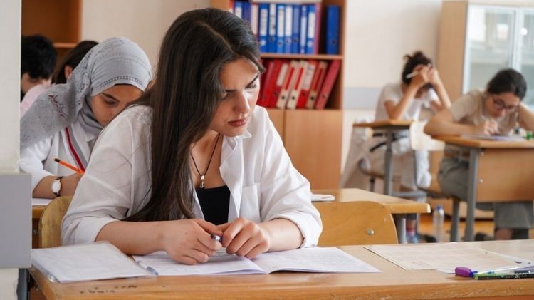 I və IV ixtisas qrupları üzrə qəbul imtahanında ən yüksək nəticə göstərənlərin sayı bilinib