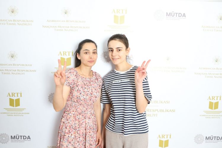 Naxçıvanda ucqar sərhəd kəndinin müəllimləri sertifikatlaşdırma  imtahanında yüksək nəticə göstərib<font color=red> - FOTOLAR</font>
