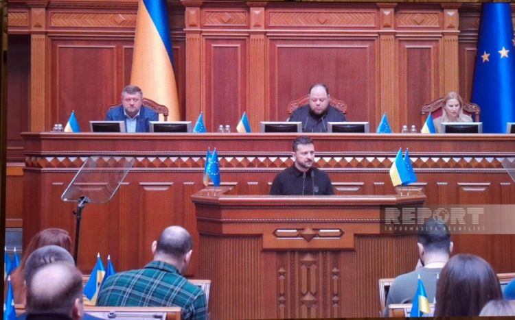 Zelenski müharibədən sonra Avropa ölkələrində Ukrayna hərbi kontingentini yerləşdirməyi təklif edir 