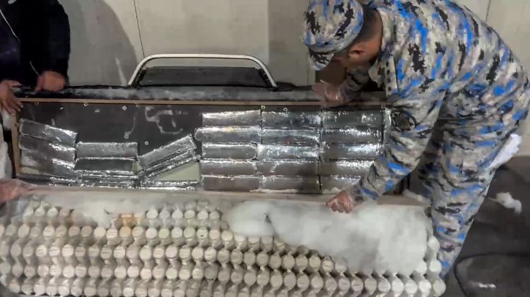 İrandan Bolqarıstana narkotik vasitə aparan sürücü Naxçıvanda saxlanılıb<font color=red> - FOTOLAR</font>