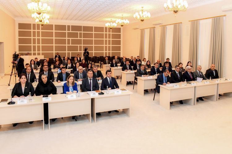 Ali Məclisin iclası keçirilib<font color=red> - FOTOLAR</font>