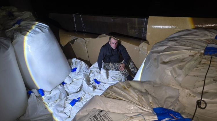 Dövlət sərhədini qanunsuz olaraq keçmək cəhdinin qarşısı alınıb<font color=red> - FOTOLAR</font>