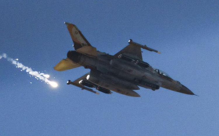 İsrail aviasiyası Livanda tarixi hoteli məhv edib