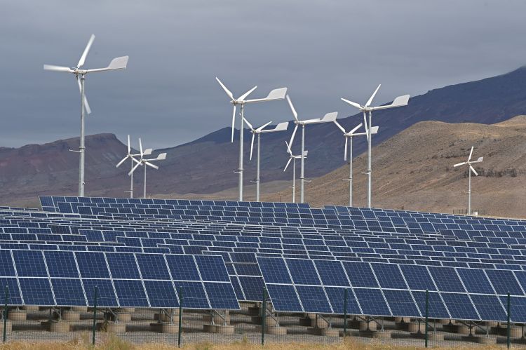 Naxçıvanda elektrik enerjisinin 52%-i alternativ və bərpaolunan enerji mənbələrindən əldə olunub