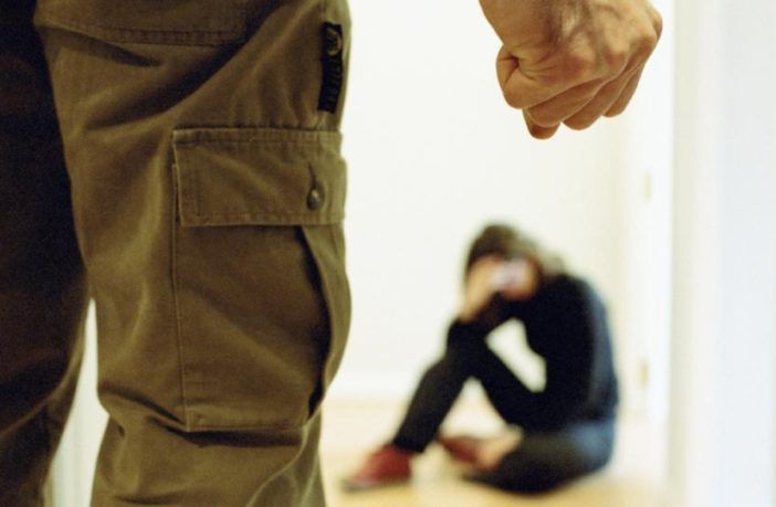 İctimai fəal: Miqrasiya prosesində qadın və uşaqlar zorakılığa daha çox məruz qalırlar