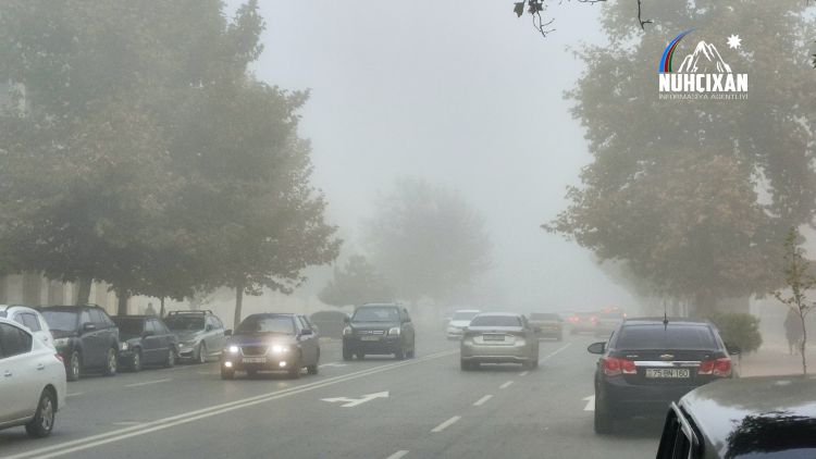 Naxçıvan şəhəri dumana bürünüb