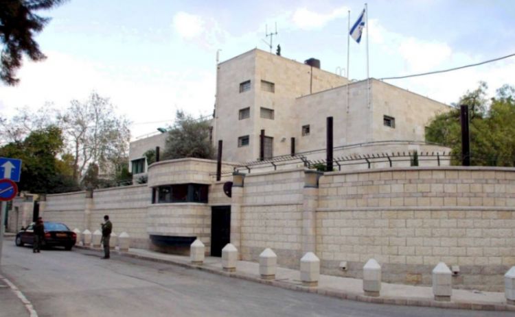 İsrailin Baş naziri Netanyahunun iqamətgahına raketlər atılıb