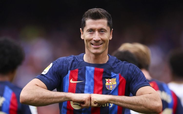 "Barselona" Robert Levandovski ilə bağlı qərarını verib