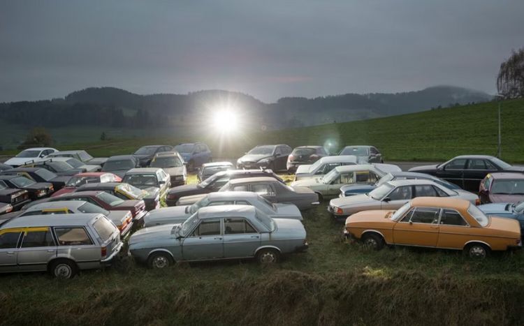 İsveçrədə köhnə avtomobillərin “qəbiristanlığı” aşkarlanıb