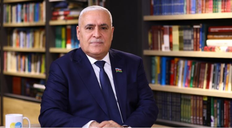 Vüqar Rəhimzadə: Sular durulduqca əsl siması ifşa olunan USAID batır