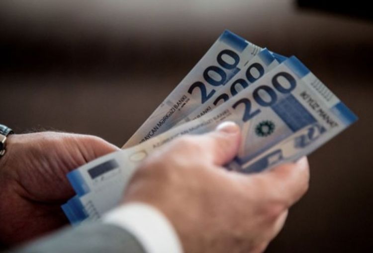 Azərbaycanda orta aylıq əməkhaqqı 8 faiz artıb