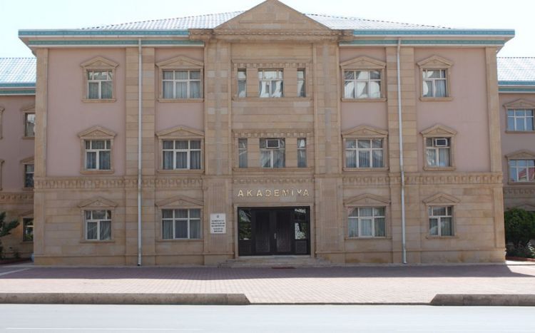 AMEA-nın Naxçıvan bölməsi Aparatının işçilərinin aylıq vəzifə maaşları artırılıb