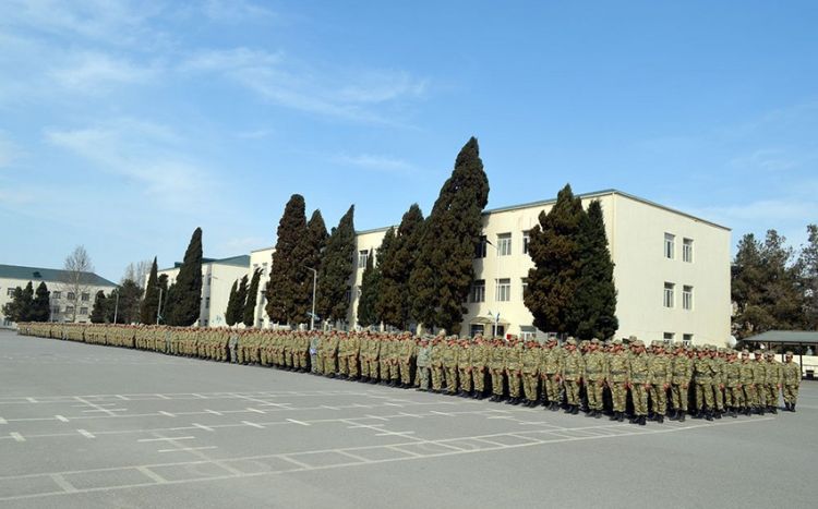 Hərbi vəzifəlilərin təlim toplanışı başa çatıb<font color=red> - VİDEO</font>