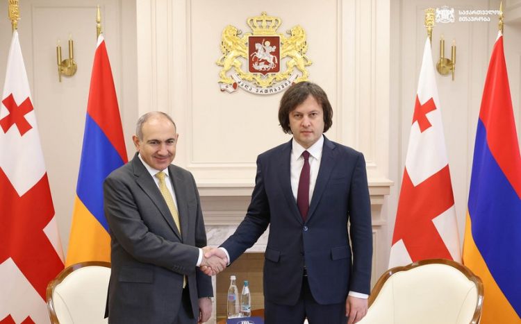 Gürcüstan və Ermənistan baş nazirləri arasında görüş olub