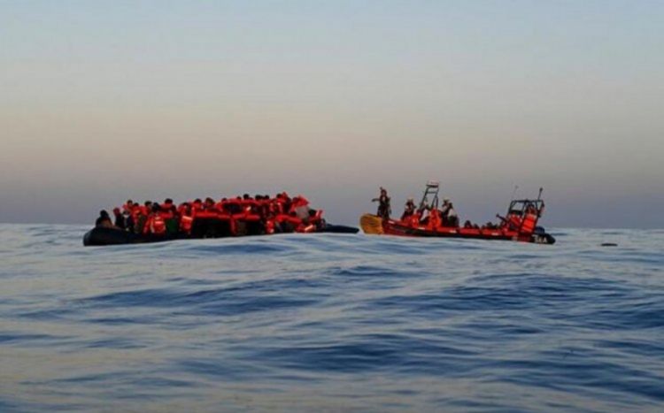 Türkiyə sahillərində qanunsuz miqrantları daşıyan qayıq batıb