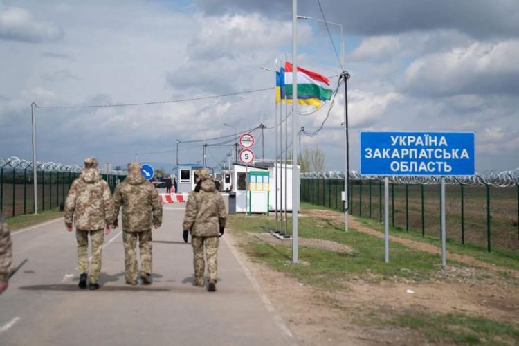 Ukrayna və Macarıstan arasında yeni sərhəd-keçid məntəqəsi açılıb